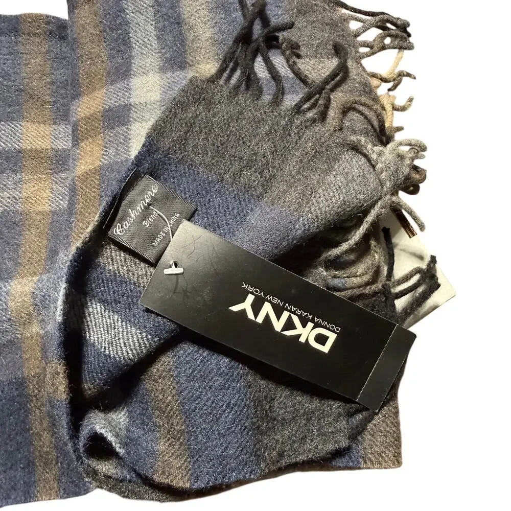 DKNY Luxury Blue/Gray  Plaid Scarf - 90% Wool 10% Cashmere - Made in Italy NWT